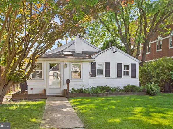 1218 1st Ave, Media, PA 19063