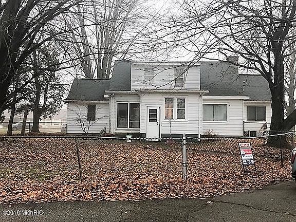 2nd image of 8735 Cottonwood Dr