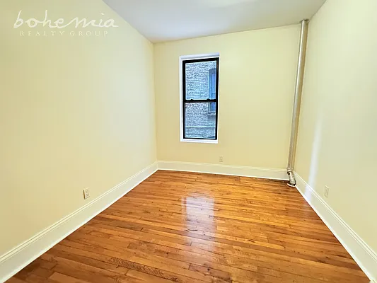 Rented by Bohemia Realty Group | media 8