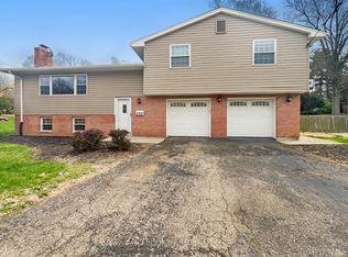 2709 Robers Ave, Cincinnati, OH 45239