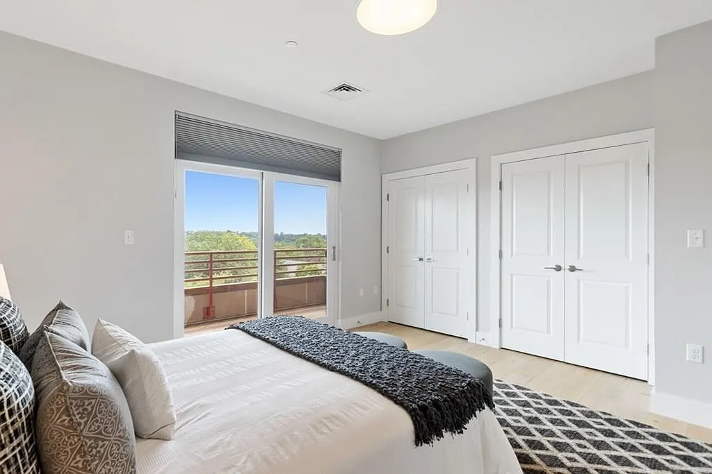 2 bed, 1264 sqft, $1,500 — Photo 1