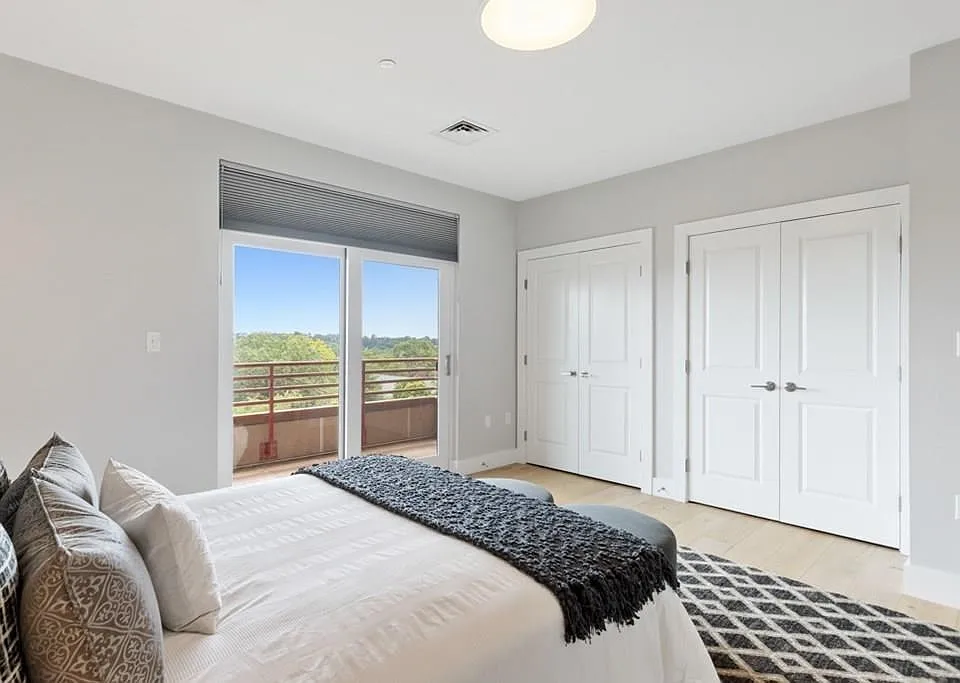 1650 Commonwealth Ave #505A
