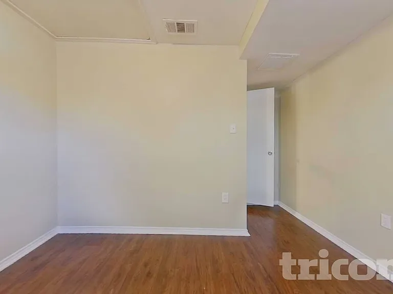 5536 Dunson Dr — Photo 10
