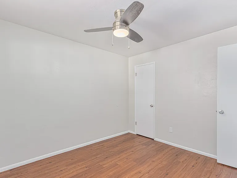 2012 S Granada Dr #F — Photo 12