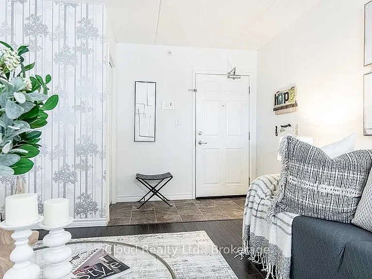 1380 Main St E #205 — Photo 2