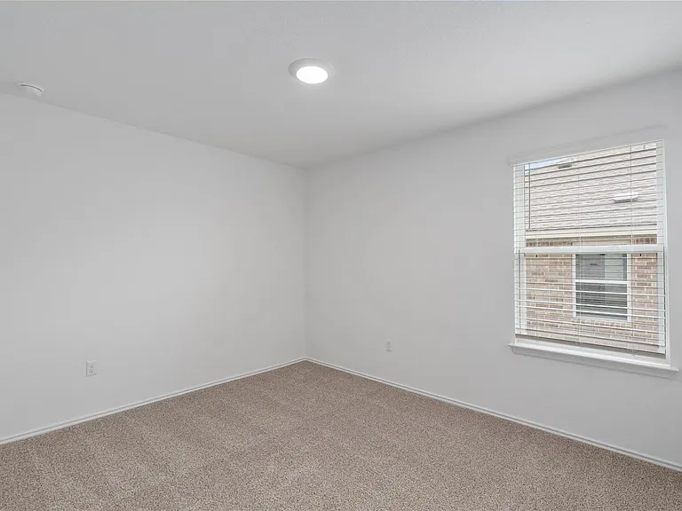 18609 Cremello Dr #B — Photo 14