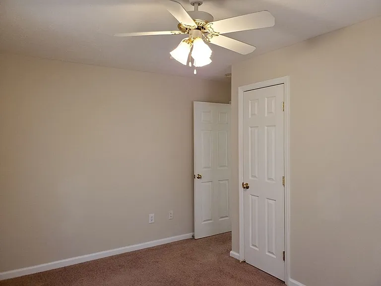 1511 Converse Ct — Photo 4