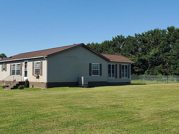 4th image of 16 E Greenwing Dr