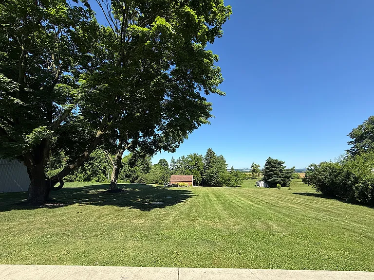 1047 Letort Rd — Photo 19