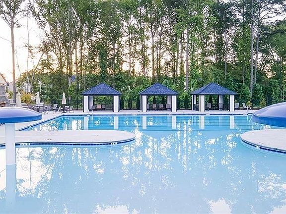 3rd image of 2867 Eucalyptus Rd