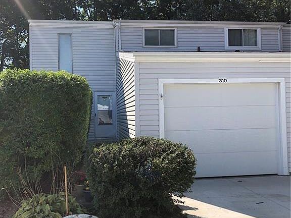 2nd image of 310 Deepwood Dr