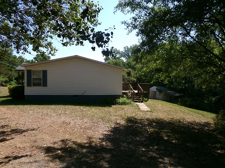 1015 Grassland Ct — Photo 6