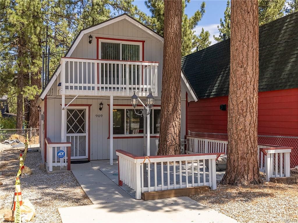 909 W Sugarloaf Blvd, Big Bear City, CA 92314 MLS 32301235 Zillow