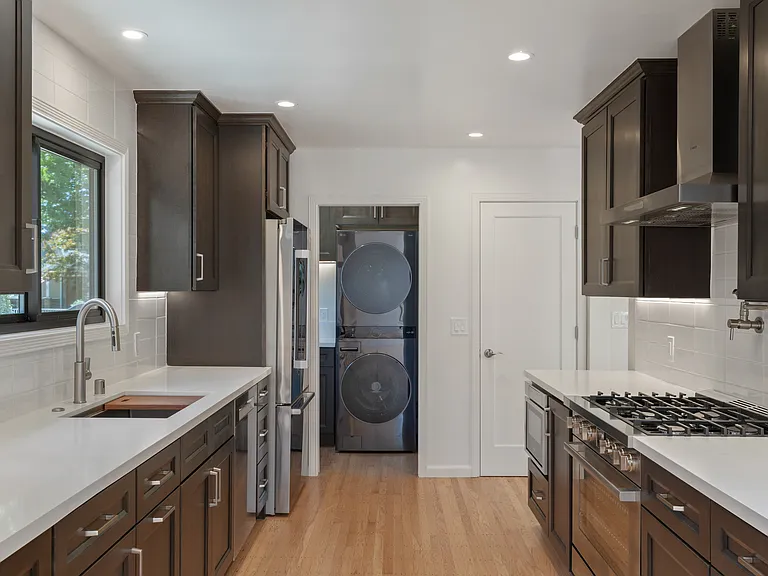 1351 Harker Ave — Photo 10