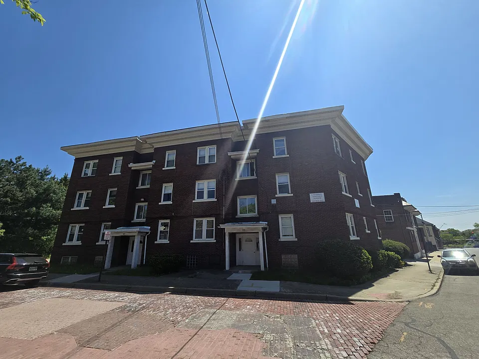 23-27 Charlotte St #7