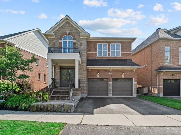 395 Malboeuf Ct, Milton, ON L9T 7Y3