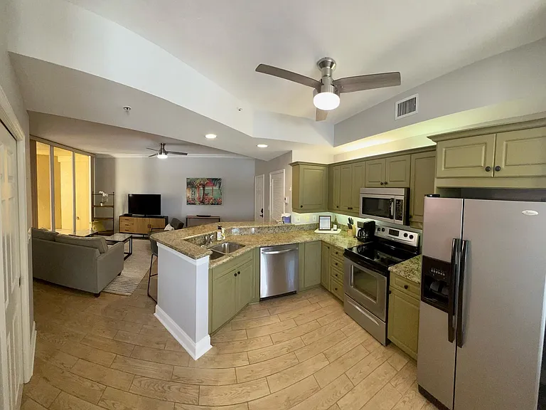 450 Bayfront Pl #4301 — Photo 3