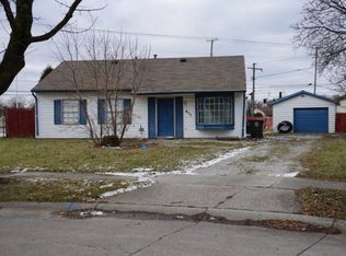 411 Grapevine Ln, Fort Wayne, IN 46825