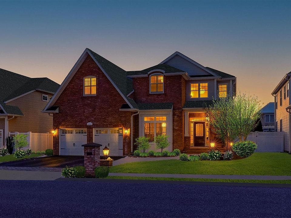 1437 Horseshoe Drive, North Bellmore, NY 11710 Zillow