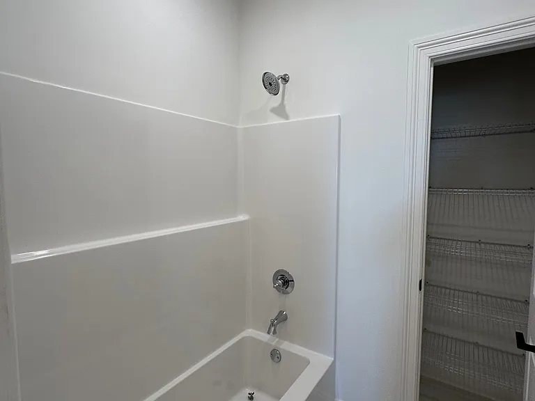 636 Cottage Grove Cir #1 — Photo 11