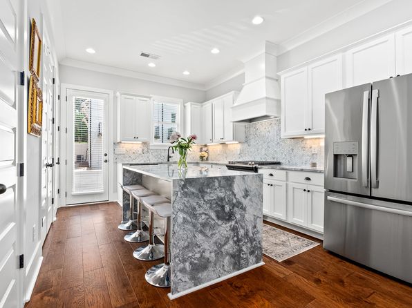 2106 Moores Mill Rd #204