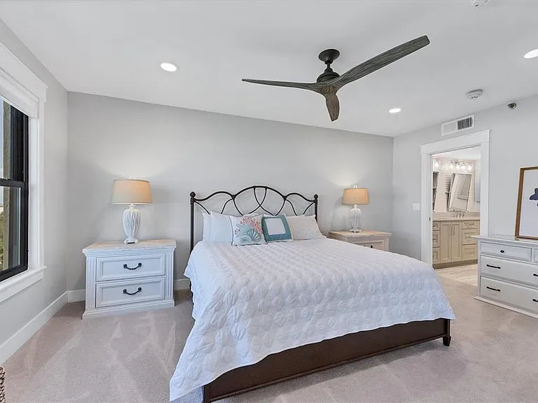 5740 Midnight Pass Rd #303F — Photo 27