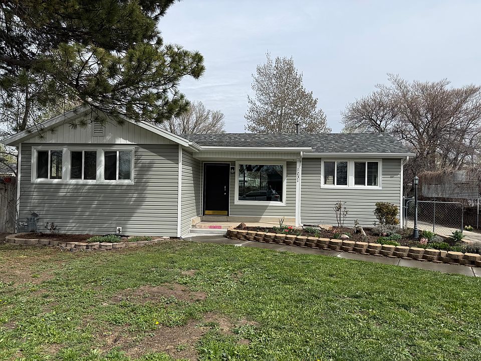 1st image of 1231 S Navajo St