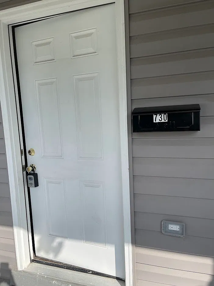 2 bed, $950 — Photo 1