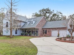 2 Merlin Ln, Marrero, LA 70072