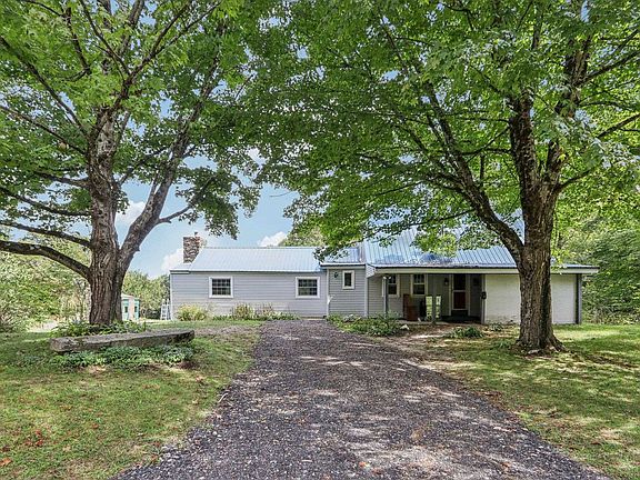 3rd image of 60 Ledge Farm Road