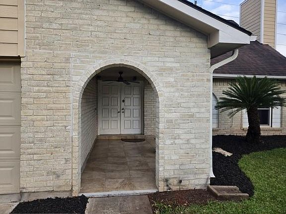 3rd image of 7407 Navidad Rd
