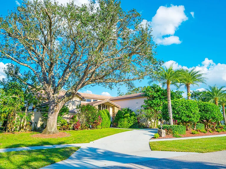 15835 Meadow Wood Dr — Photo 15