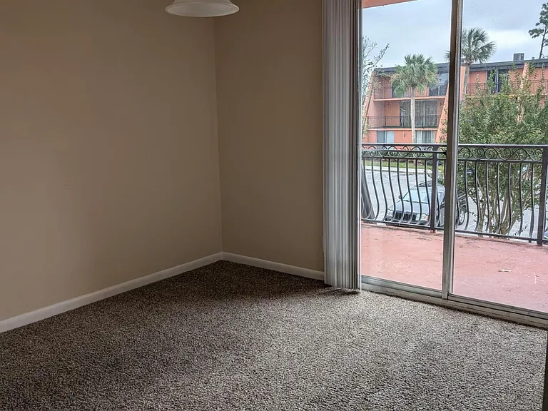 3401 Townsend Blvd #310 — Photo 5