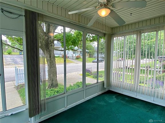 5th image of 4231 Woodcliffe Ave