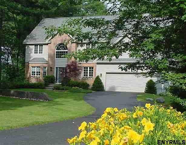 1st image of 40 Hearthstone Dr