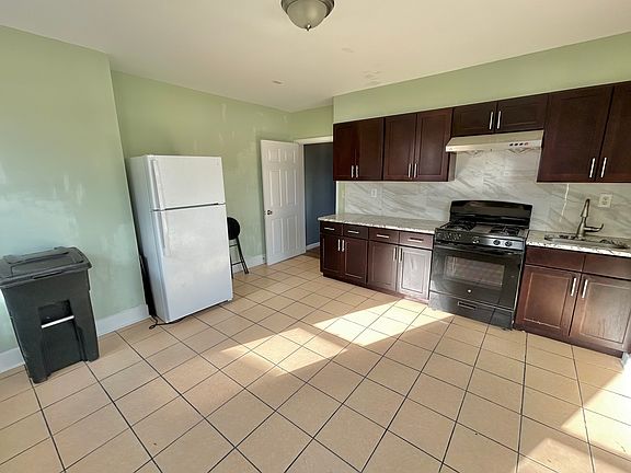 5th image of 800 Jackson St Floor 2