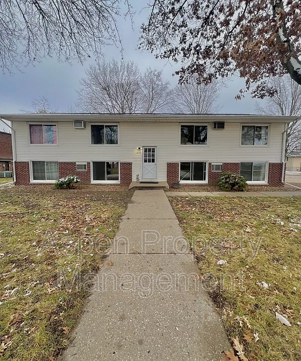 2216 Piper Pl #2