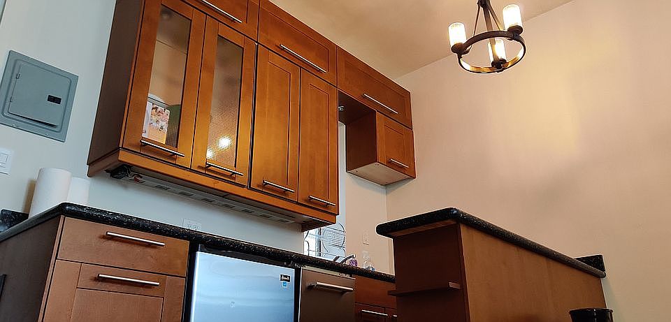 1st image of 212 E 13th St APT 5A