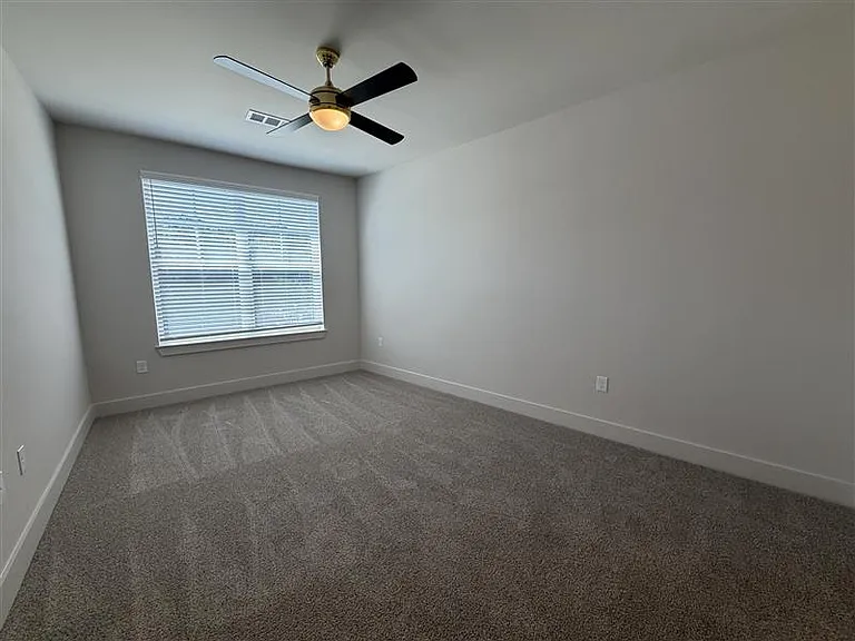 District on the Etowah Apartments — Photo 1159