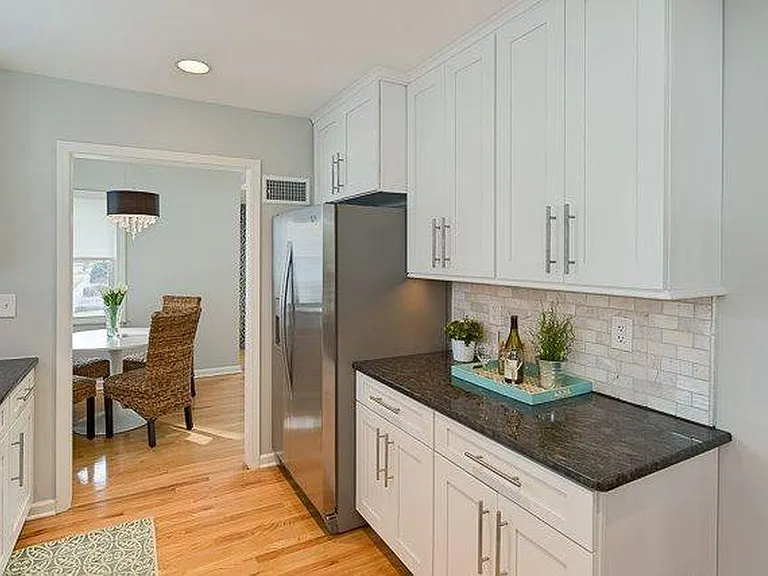 1200 Arborview Blvd — Photo 8