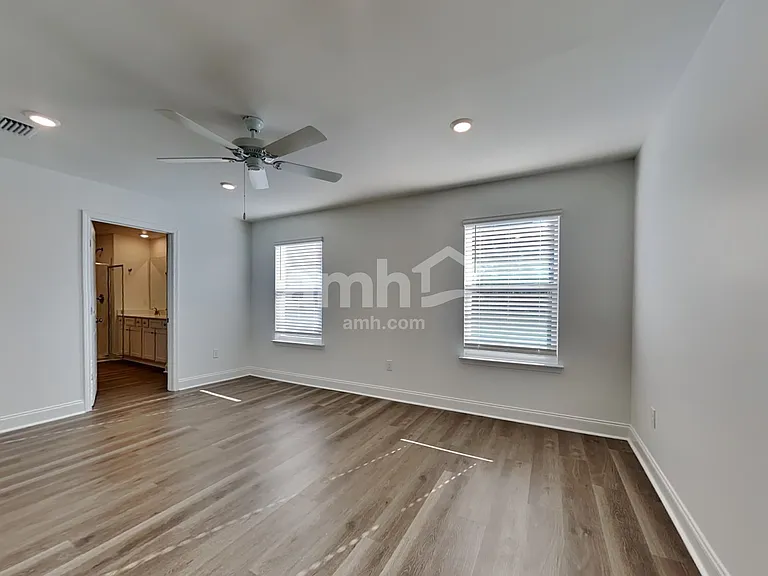 319 Calla Lily Ct — Photo 14