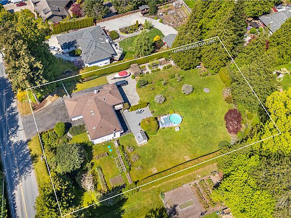 2nd image of 7904 Redrooffs Rd