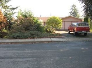 294 SW Cedar Ave, Warrenton, OR 97146