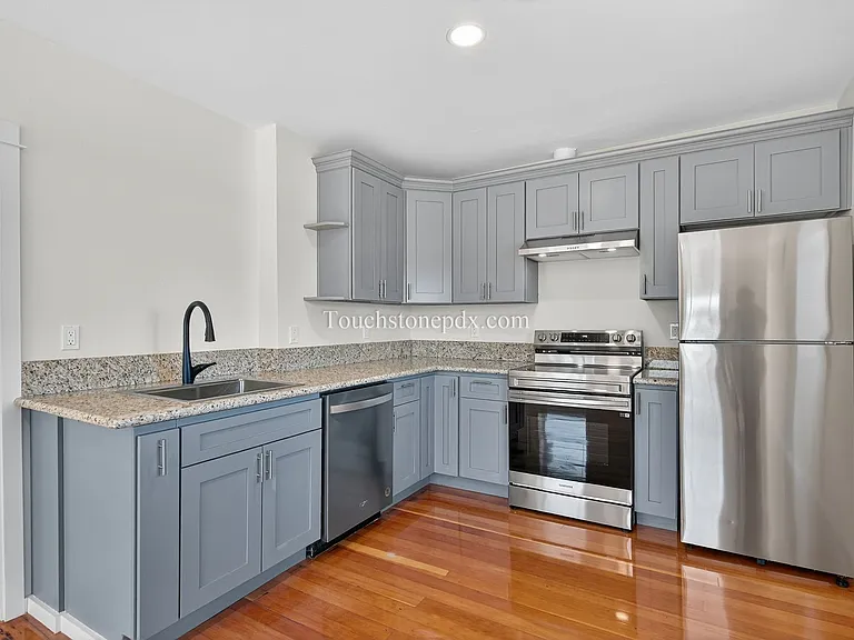 4938 SE Foster Rd #208 — Photo 10