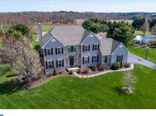 225 Crimson Dr, Oxford, PA 19363