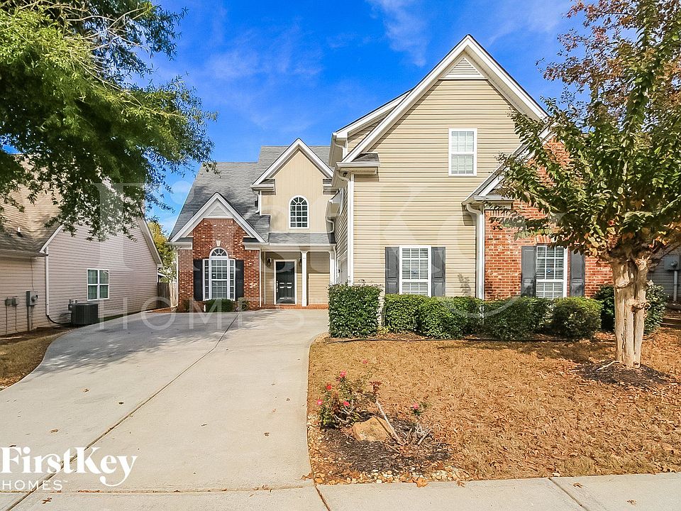 1st image of 54 Village Park Dr