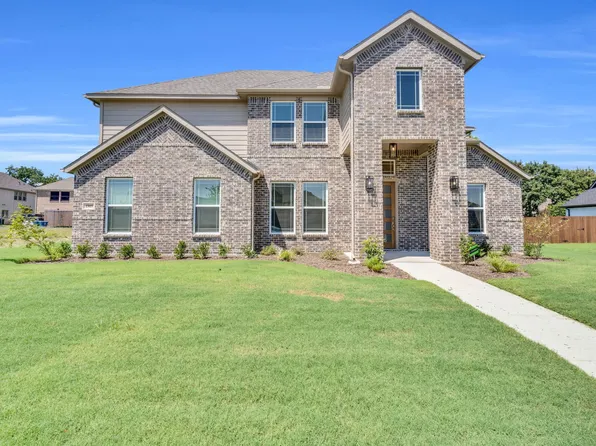 1909 Comanche Dr, Desoto, TX 75115