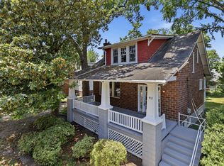 912 N Garfield St, Arlington, VA 22201