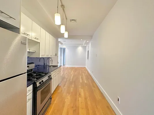 Rented by Doorway NYC, LLC | media 2
