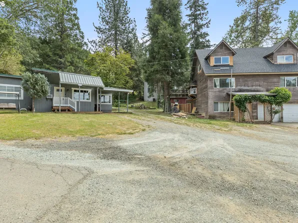 591 Mill St, Canyonville, OR 97417